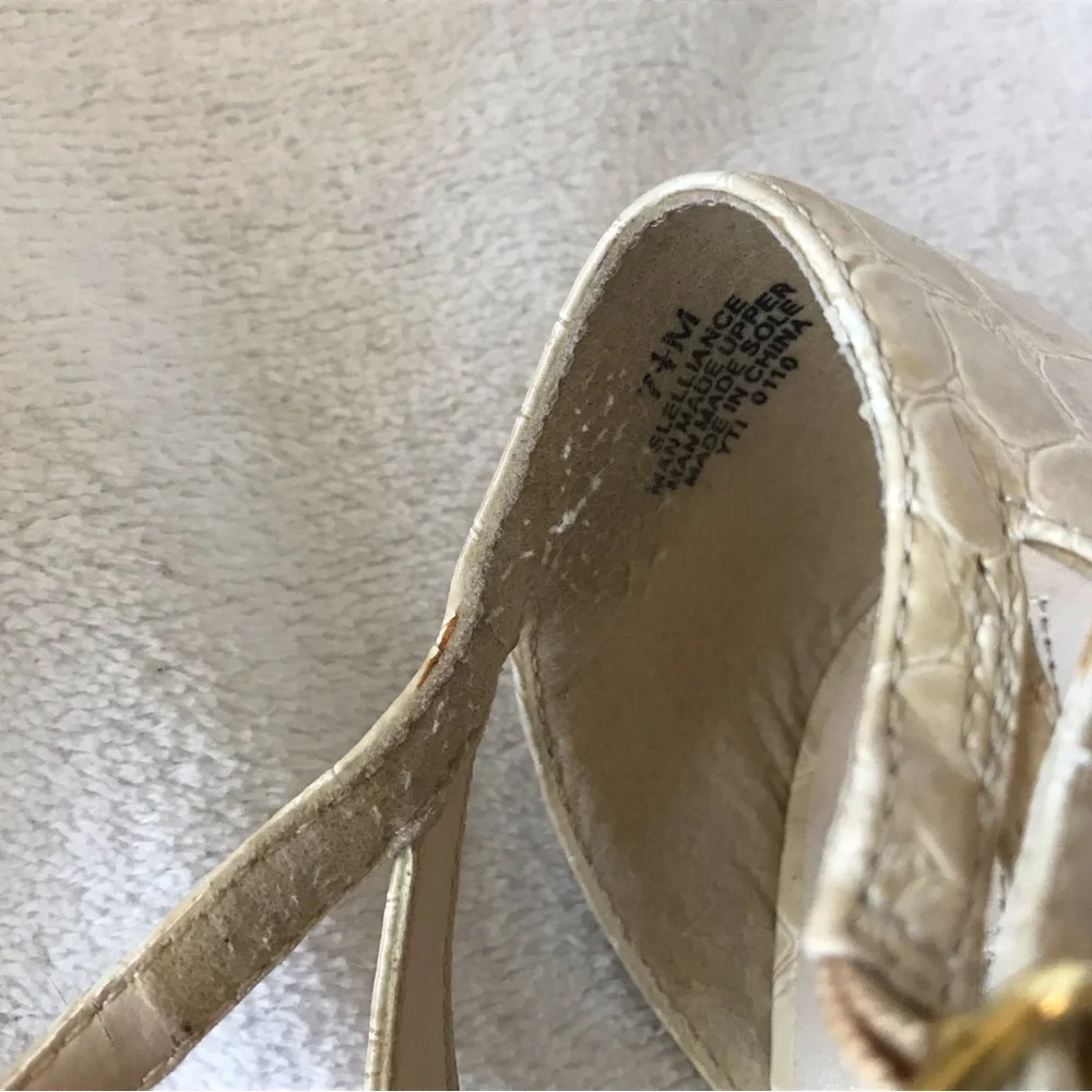 🌼Sam & Libby Shoes 3 1/2 inch heels size 7.5 M beige tan neutral color.